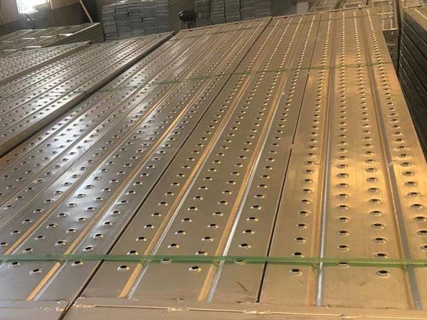 Galvanized tunnel walkway plate